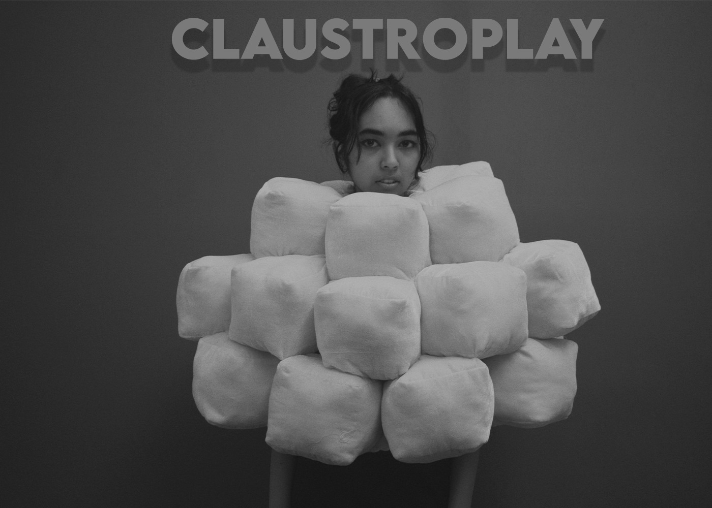 CLAUSTROPLAY - Visual 1